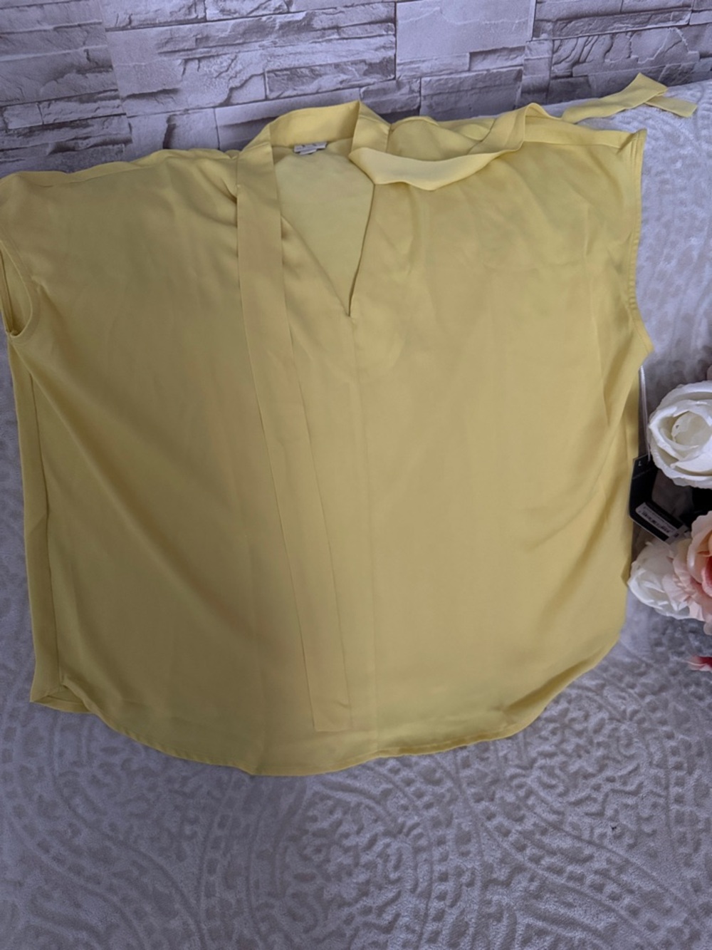 Worthington Pale Yellow V-Neck Tie Blouse